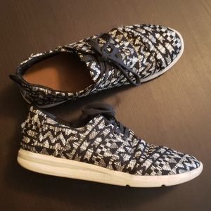 Toms patterned sneakers